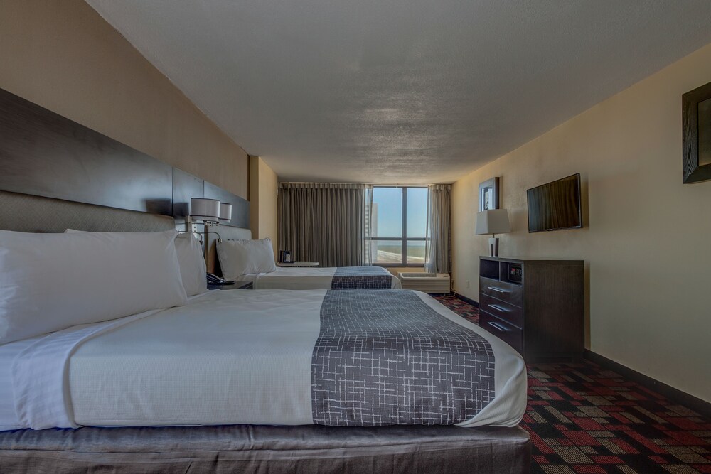 Book Sun N Sand Resort In Myrtle Beach Hotels Sun N Sand Resort Myrtle Beach Premier Window 2 Queen Beds Oceanfront
