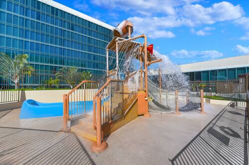 ヒルトン アナハイム ディズニーランド近くの郊外に位置するホテル 宿泊予約はホテルズドットコム ヒルトン アナハイム ディズニーランド近くの郊外に位置するホテル 宿泊予約はホテルズドットコム