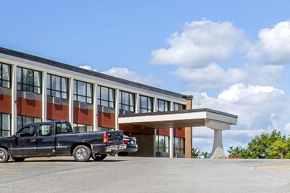 Book Quality Inn Corner Brook In Hotels Quality Inn Corner Brook
