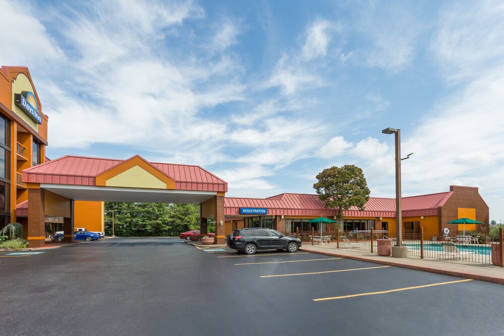 Book Days Inn By Wyndham Bristol In Hotels Days Inn By Wyndham Bristol