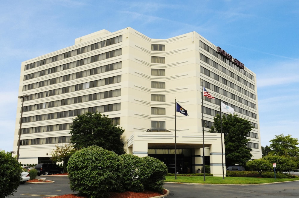 Book Emby Suites Detroit Southfield In Hotels Emby Suites Detroit Southfield