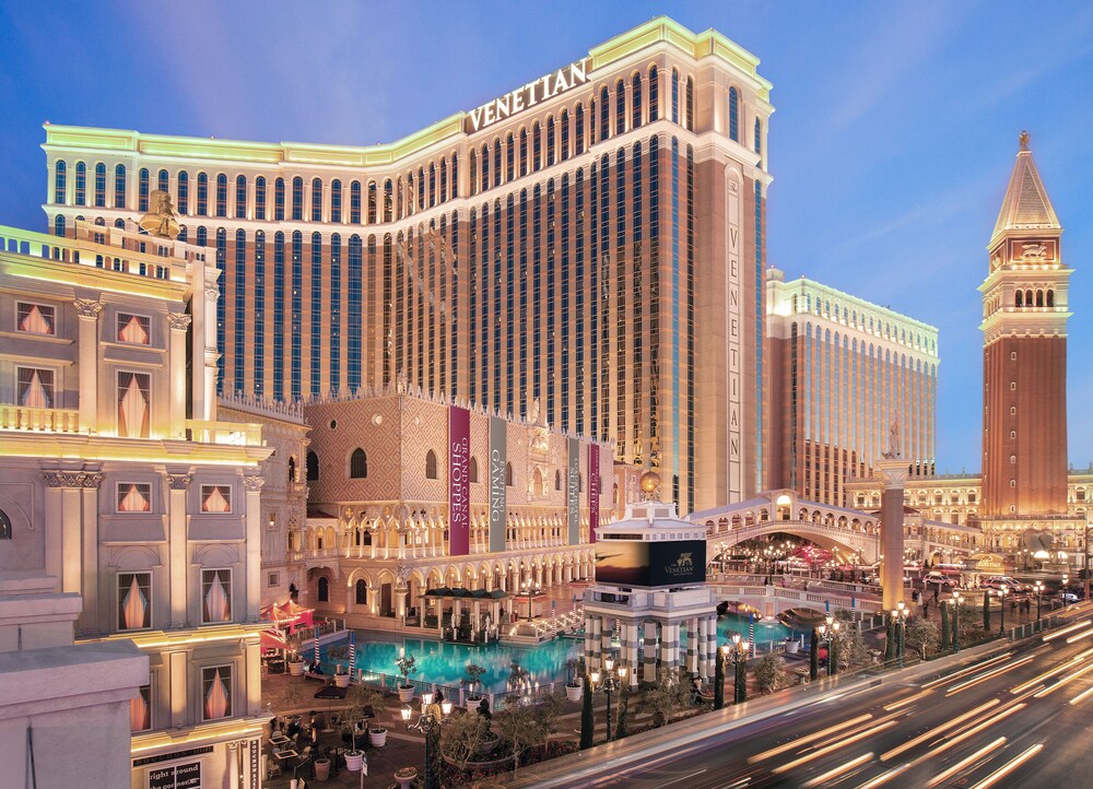 Book The Venetian Las Vegas In Hotels The Venetian Las Vegas Hotel Front