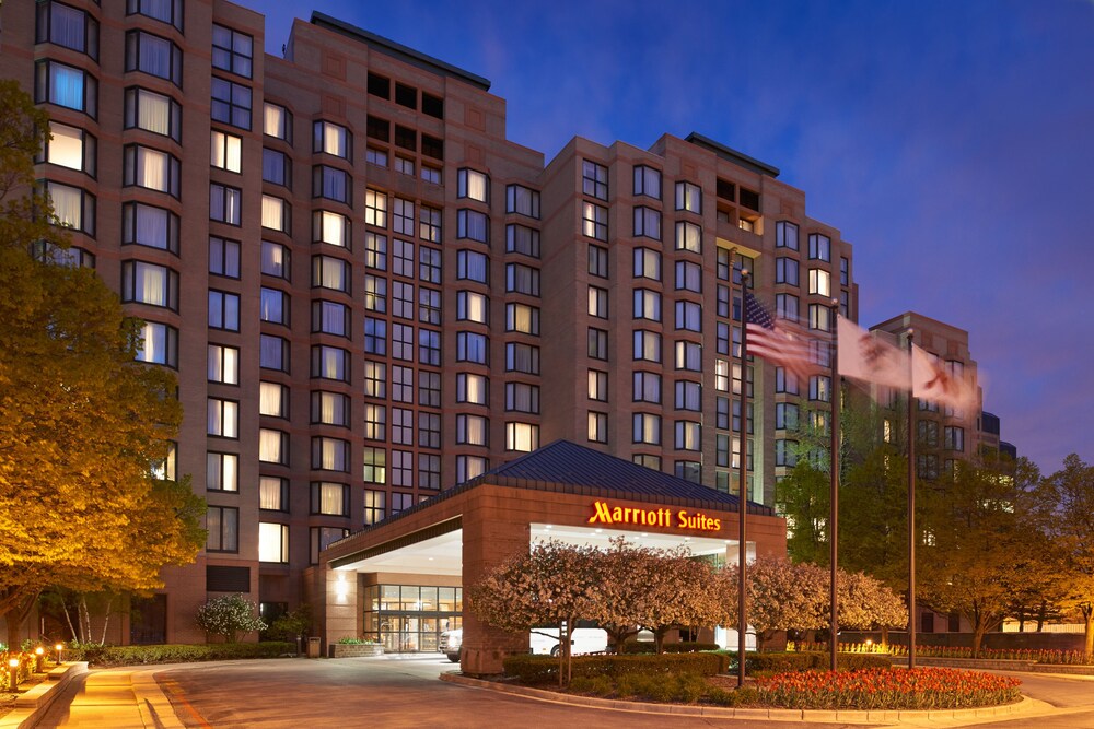 シカゴ マリオット スイート オヘア ローズモント の宿泊予約 ホテルズドットコム