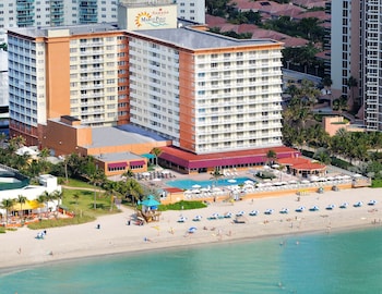 A(z) Ramada Plaza Marco Polo Beach Resort hotel fényképe itt: Sunny Isles Beach