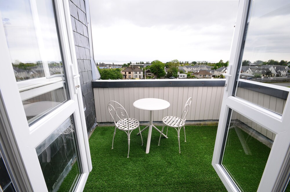 Book Flannery S Hotel Galway In Galway Hotels Com