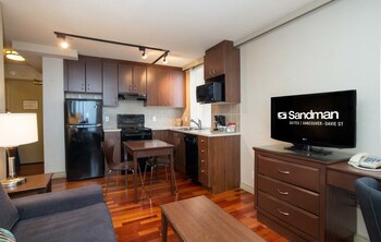 Picture of Sandman Suites Vancouver on Davie in Vancouver