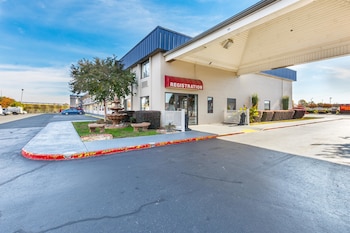 Top 10 Pet Friendly Hotels In Rock Hill South Carolina