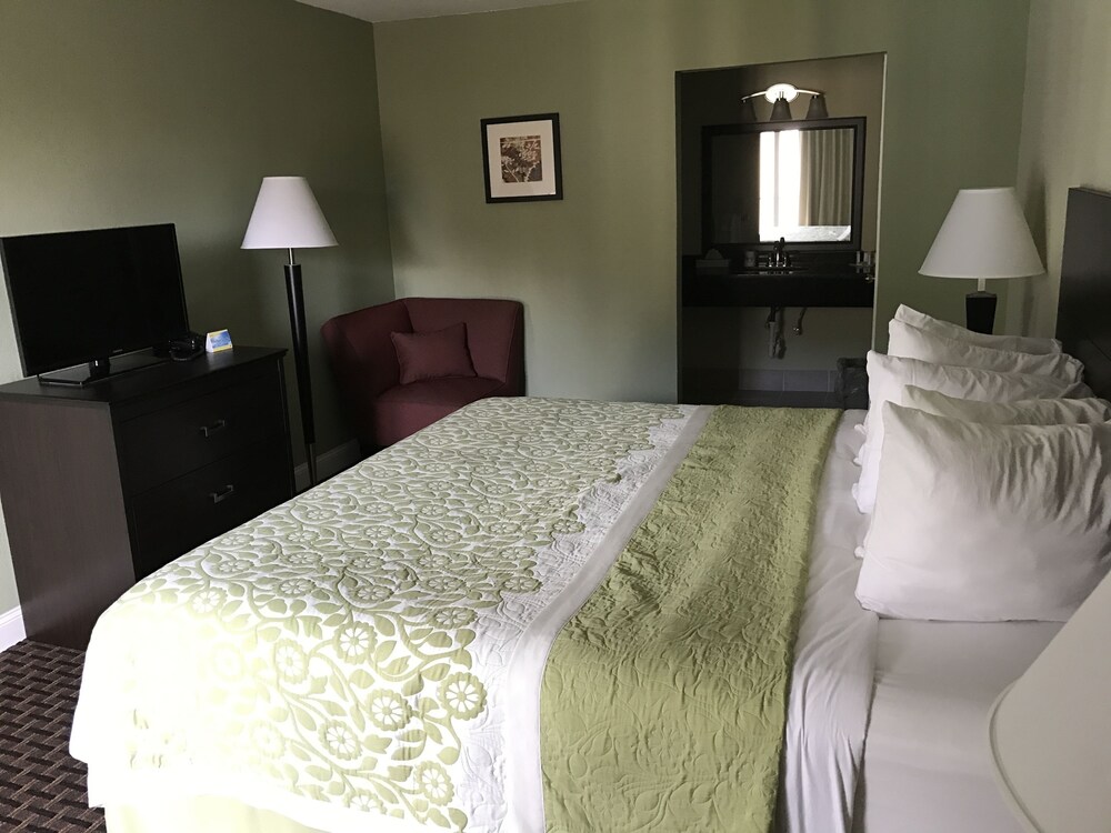 Book Days Inn By Wyndham Jellico Tennessee State Line In Book Days Inn By Wyndham Jellico Tennessee State Line In Hotels