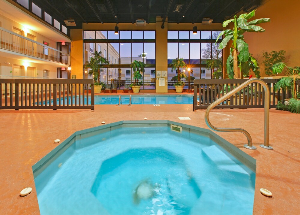 Book Holiday Inn Blytheville An Ihg Hotel In Blytheville Hotelscom