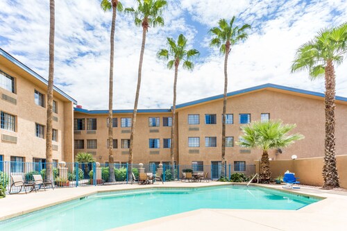 Best Cheap Hotels In Mesa From 54night Hotelscom