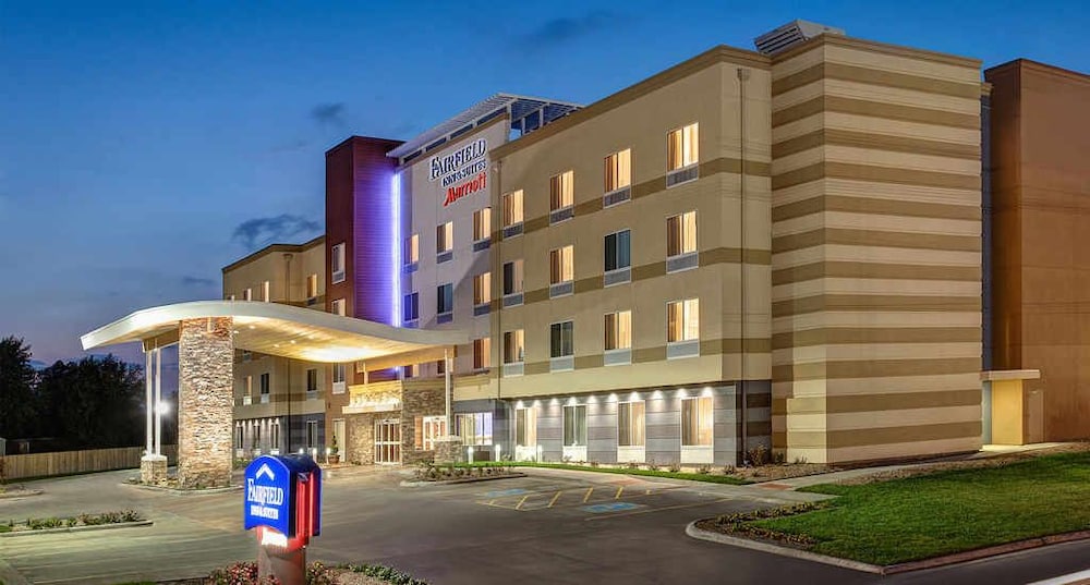Book Fairfield Inn And Suites By Marriott Batesville In Fairfield Inn And Suites By Marriott Batesville