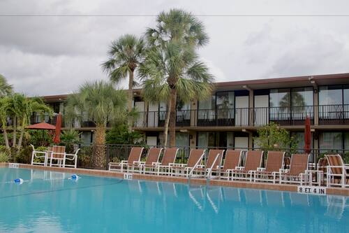 Book The Suites At Magic Tree In Kissimmee Hotels Com Book The Suites At Magic Tree In Kissimmee Hotels Com