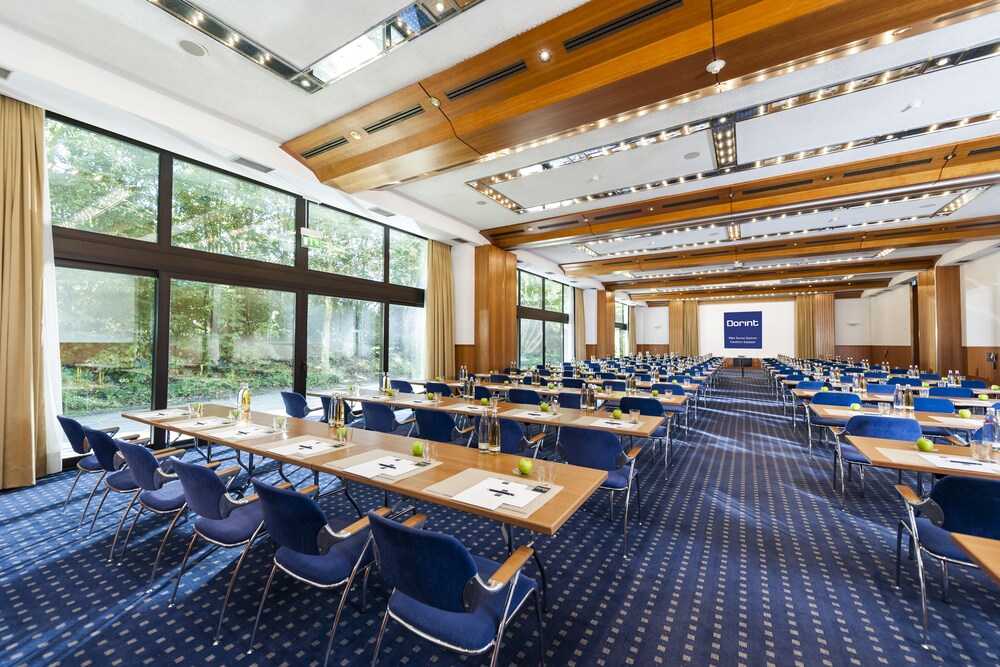 Book Dorint Main Taunus Zentrum Frankfurt Sulzbach In Sulzbach Hotels Com