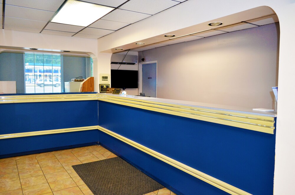 Book Americas Best Value Inn Dillon In Hotels Americas Best Value Inn Dillon Reception