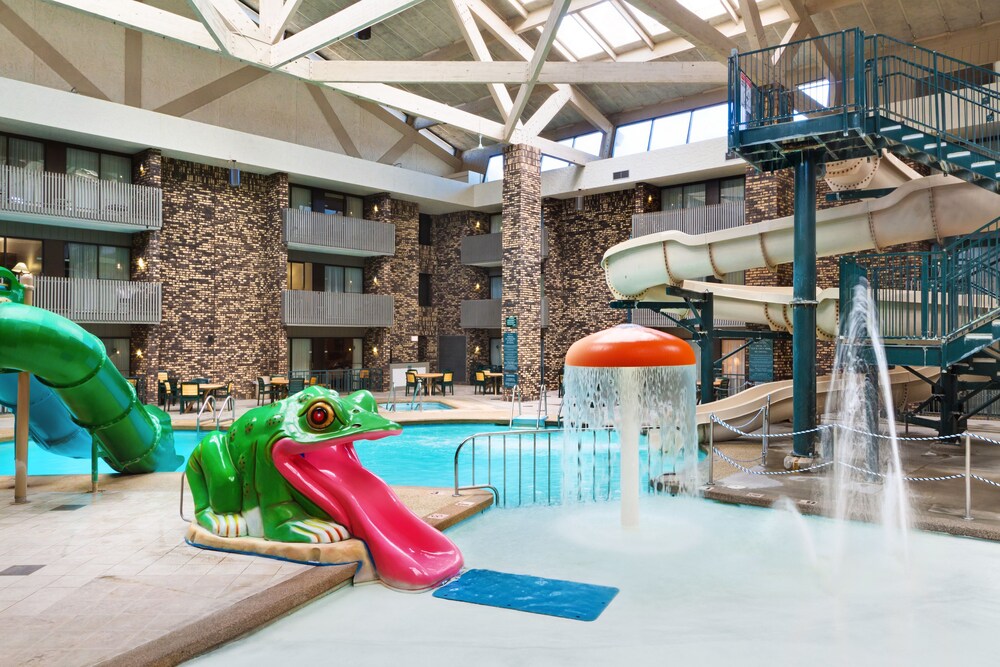 Book Ramkota Hotel Bismarck In Hotels