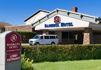 Top 10 Hotels In Mandan North Dakota