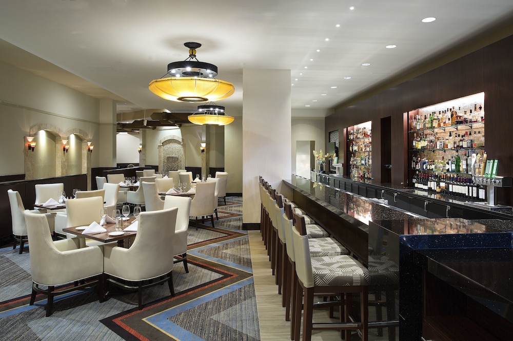 Hilton Bellevue (Bellevue, Washington) Hoteles en Bellevue