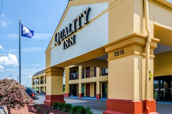 15 Closest Hotels To Mill Mountain Star In Roanoke