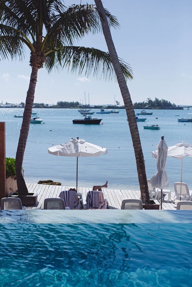 cambridge resort and spa