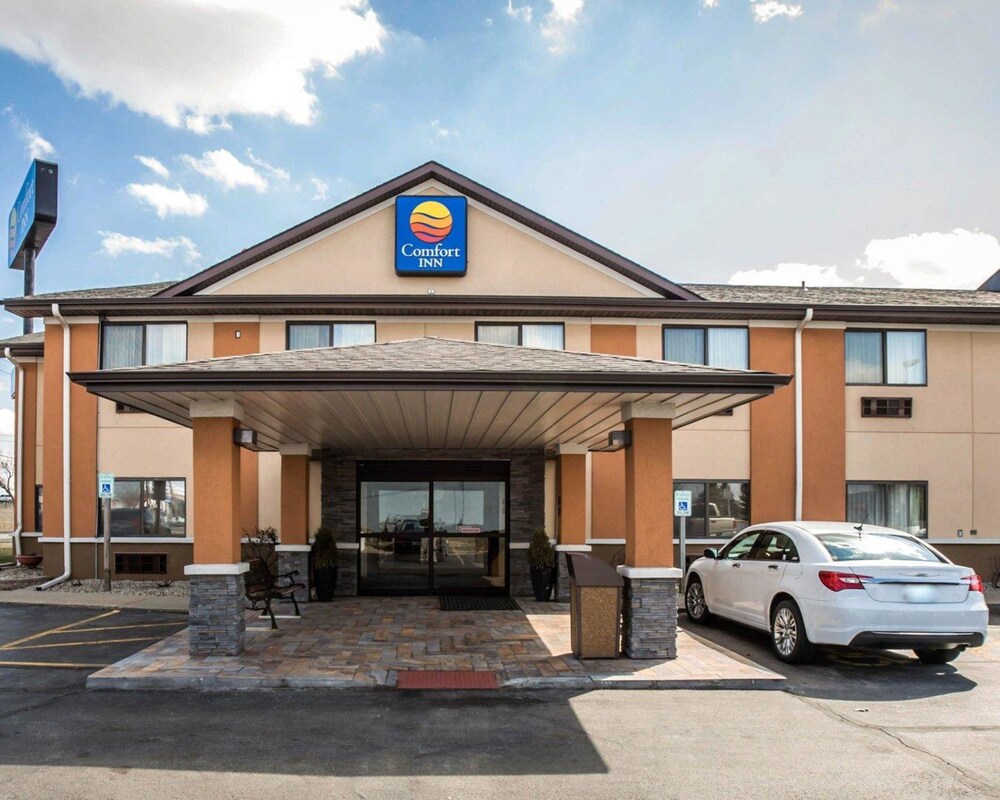 Book Comfort Inn In Morris Hotels Comfort Inn Morris