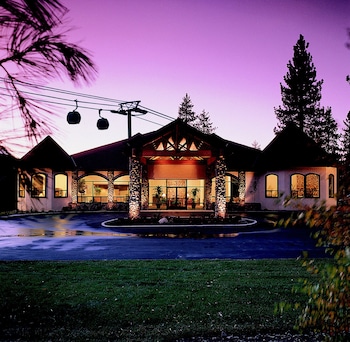 Top 10 South Lake Tahoe Hotels Near Heavenly Village California Top 10 South Lake Tahoe Hotels Near Heavenly Village California