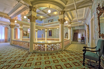 Save With These Awesome San Antonio Hotel Deals Texas Hotels Menger Hotel