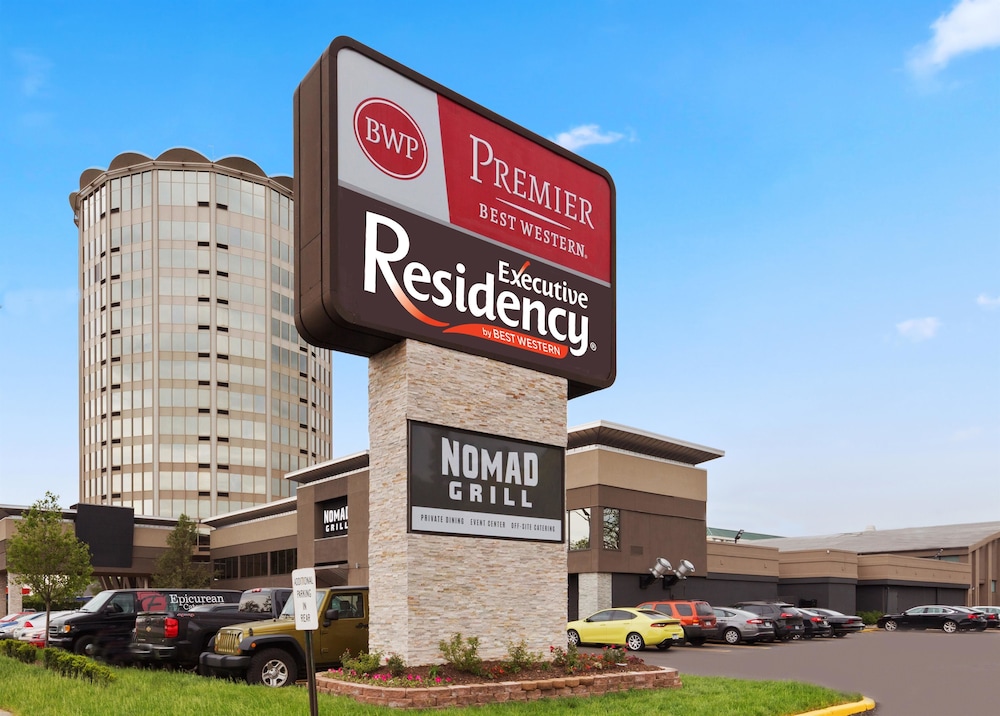 Book Best Western Premier Detroit Southfield Hotel In Best Western Premier Detroit Southfield Hotel