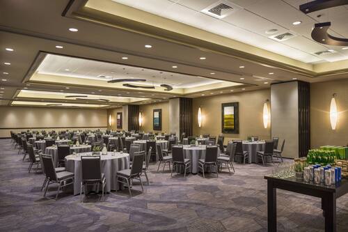 Book Renaissance Phoenix Downtown In Phoenix Hotels Com Book Renaissance Phoenix Downtown In Phoenix Hotels Com