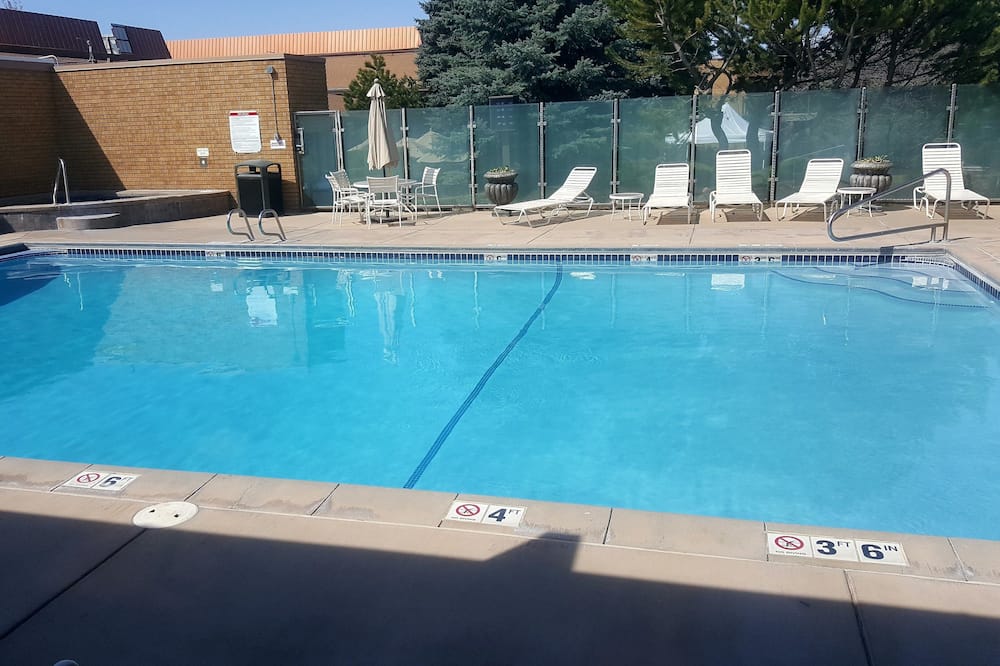 Book Mirabeau Park Hotel & Convention Center in Spokane Valley  Hotels.com