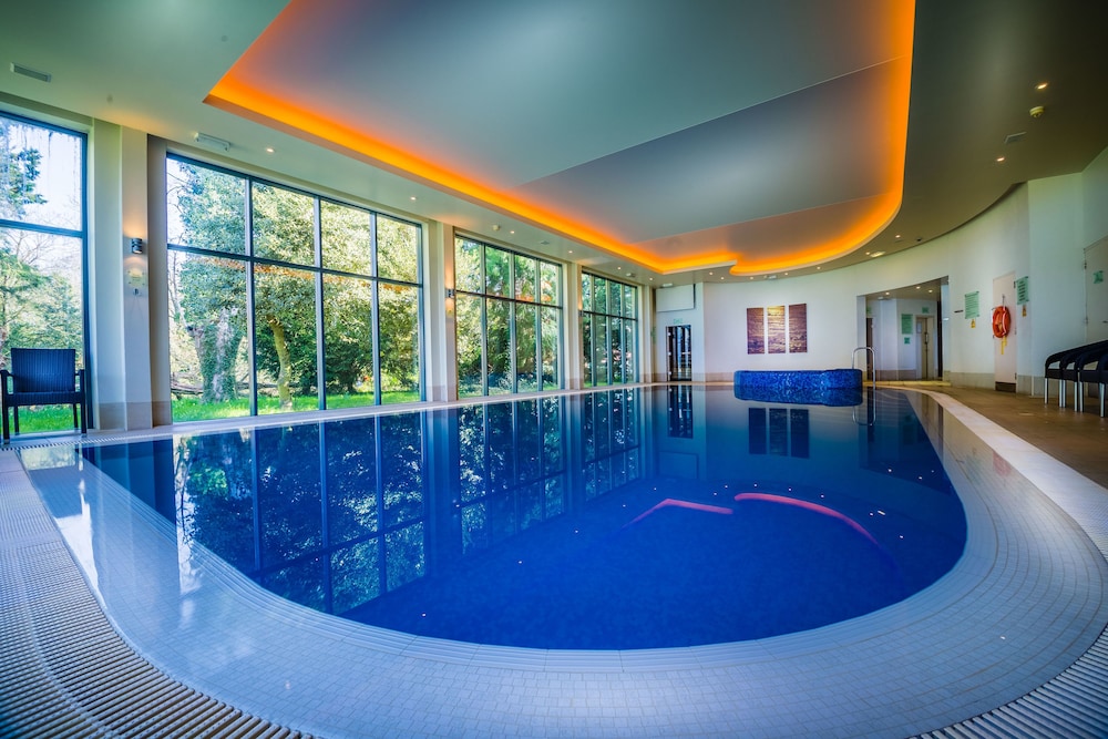 Botleigh Grange Hotel Southampton Info Photos Reviews Book At Botleigh Grange Hotel Southampton Indoor Pool