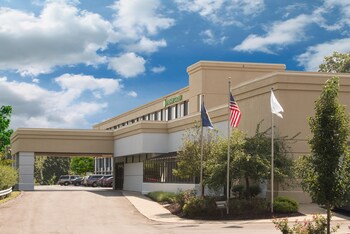 Hotels In Moon Township From 51 Night
