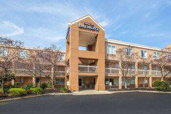 Top 10 Hotels In Canton Michigan