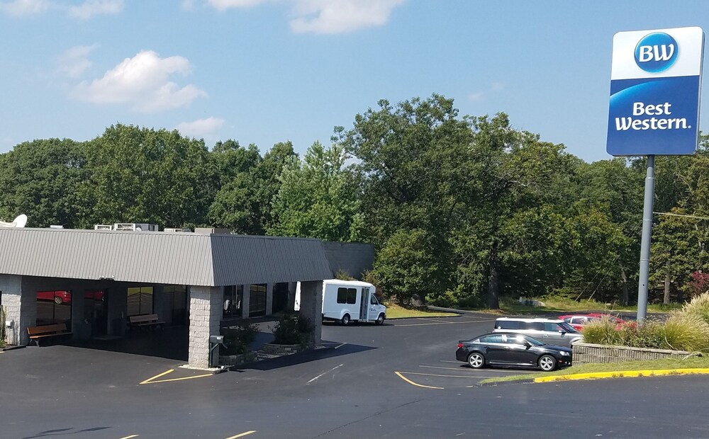 Book Best Western Branson Inn And Conference Center In West Best Western Branson Inn And Conference Center West