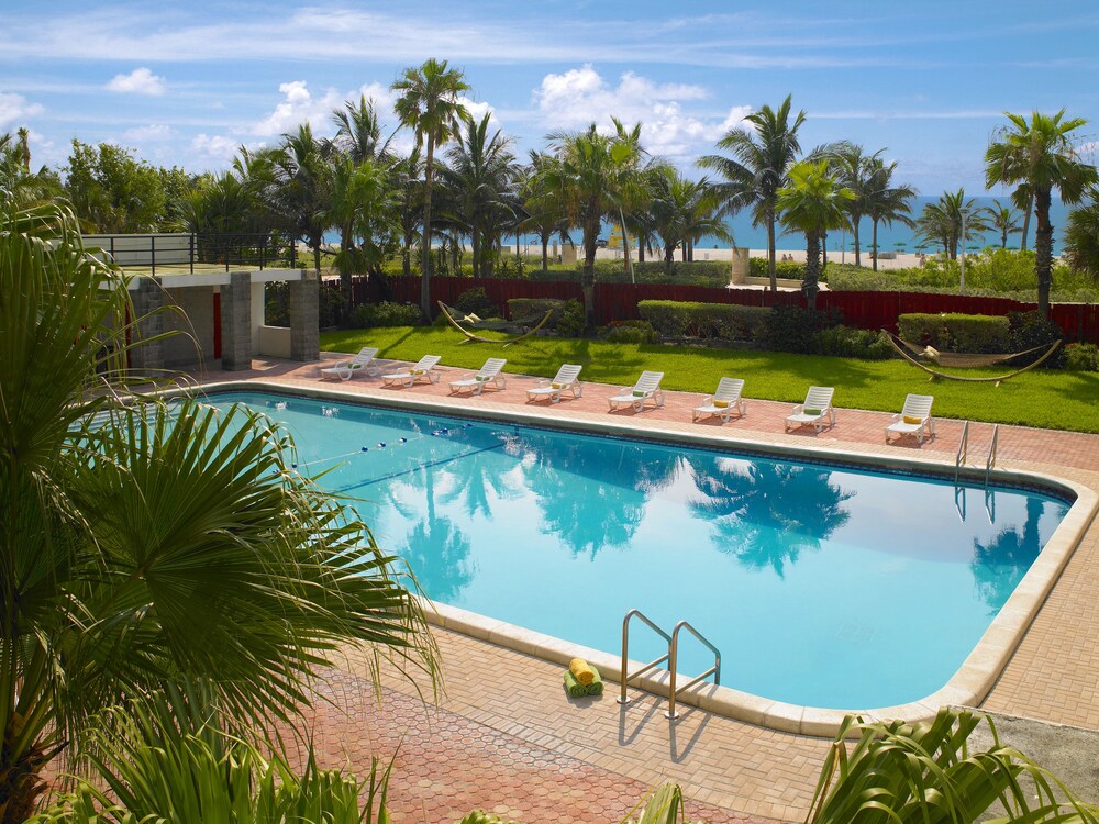 Book Seagull Hotel Miami Beach In Hotels Seagull Hotel Miami Beach
