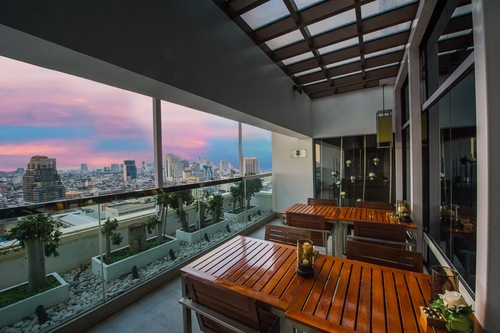 Book Holiday Inn Bangkok Silom In Bangkok Hotels Com Book Holiday Inn Bangkok Silom In Bangkok Hotels Com
