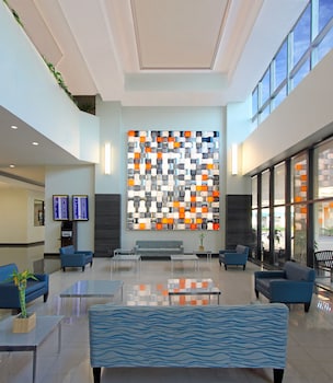 Picture of DoubleTree by Hilton Hotel Miami Airport & Convention Center in Miami