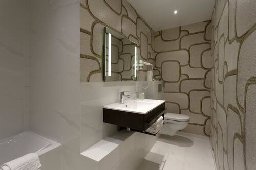 ベストウェスタン ホテル ロンセレー オペラ パリの中心地にある最高の立地のビジネスホテル 宿泊予約はホテルズドットコム ベストウェスタン ホテル ロンセレー オペラ パリの中心地にある最高の立地のビジネスホテル 宿泊予約はホテルズドットコム