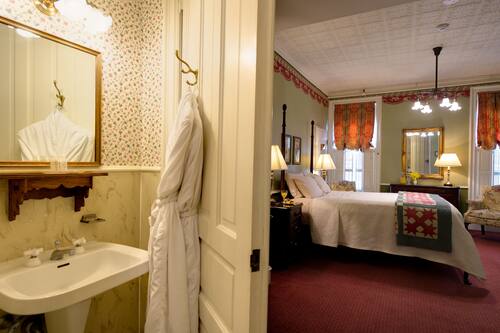 Book St James Hotel A Historic Hotel Of America In Red Wing And Vicinity Hotels Com Book St James Hotel A Historic Hotel Of America In Red Wing And Vicinity Hotels Com