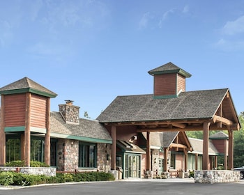 Top 10 Hotels In Rhinelander Wisconsin Hotels In Rhinelander