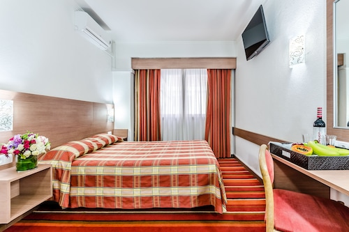 Book Hotel Flamingo In Lisbon Hotels Com