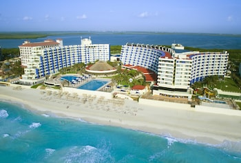 Foto av Crown Paradise Club Cancun All Inclusive i Cancun