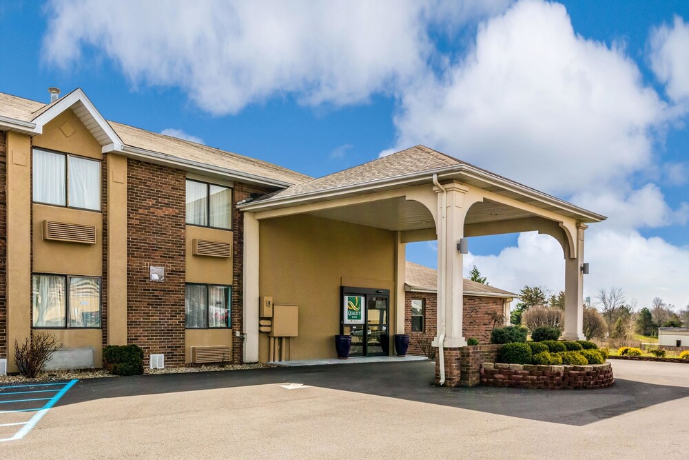 Book Quality Inn In Greensburg Hotels Quality Inn Batesville