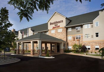 15 Closest Hotels To Eastern Michigan University In Ypsilanti 15 Closest Hotels To Eastern Michigan University In Ypsilanti
