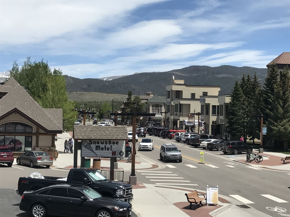 Book Snowshoe Motel In Frisco Hotels Snowshoe Motel Frisco Mountain View