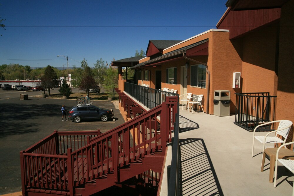 Book Black Canyon Motel In Montrose Hotels Black Canyon Motel Montrose