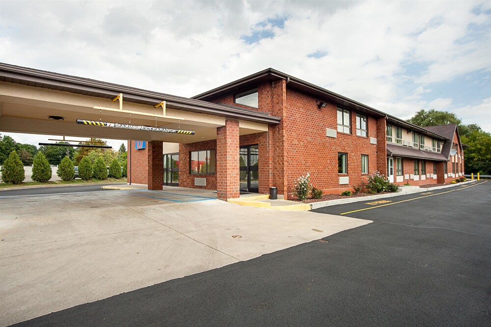 Book Motel 6 Binghamton In Hotels Motel 6 Binghamton