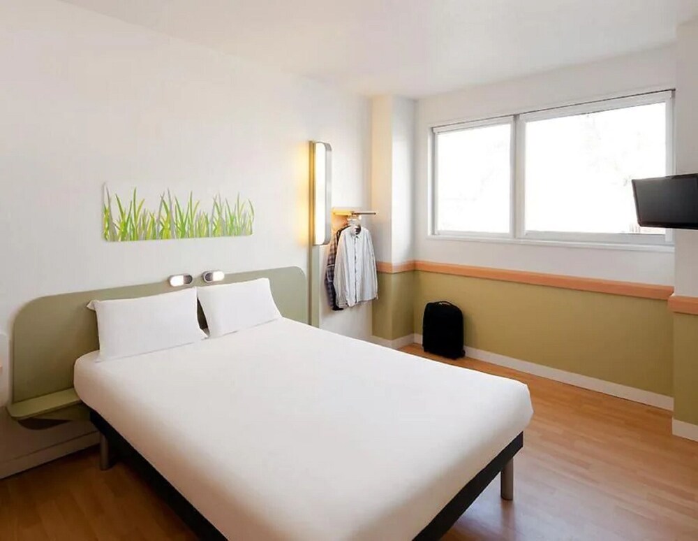 Book Ibis Budget Lille Marcq En Baroeul In Marcq En Baroeul Hotels Com