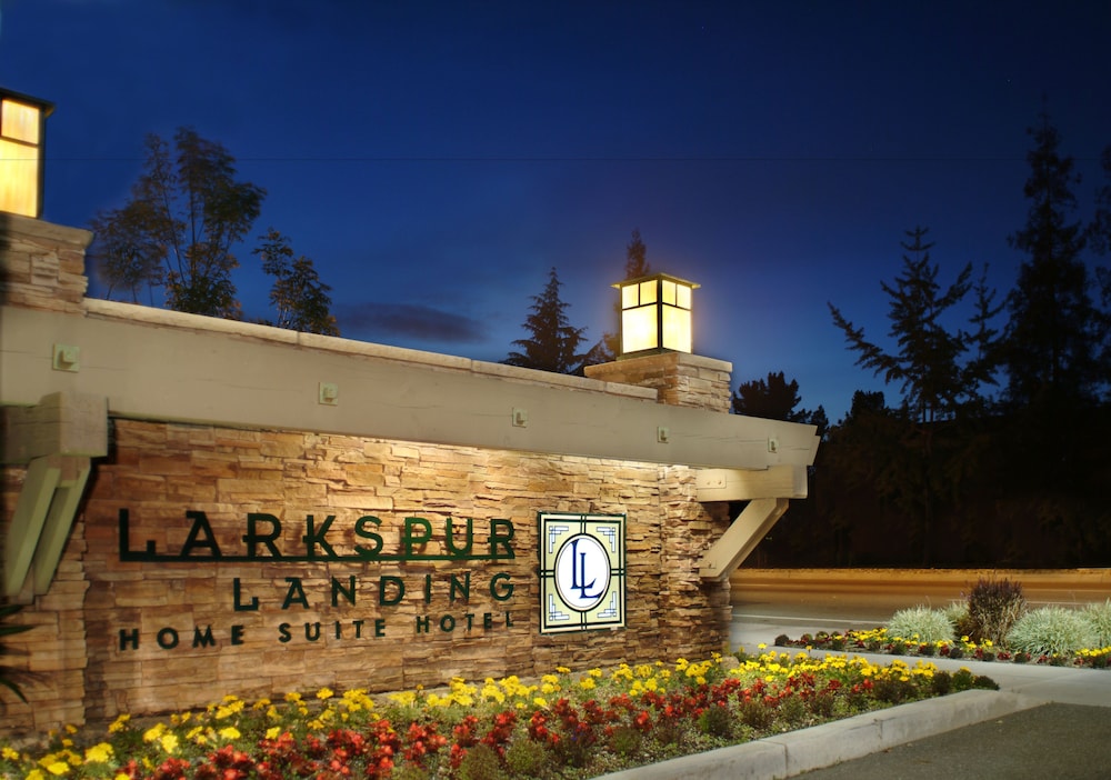 Book Larkspur Landing Sacramento An All Suite Hotel In Larkspur Landing Sacramento An All Suite Hotel