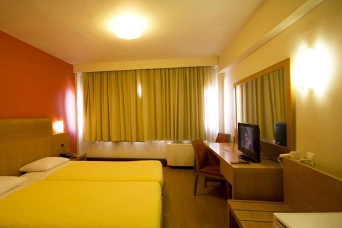 Diana Hotel Sakiz Adasi Hotels Com