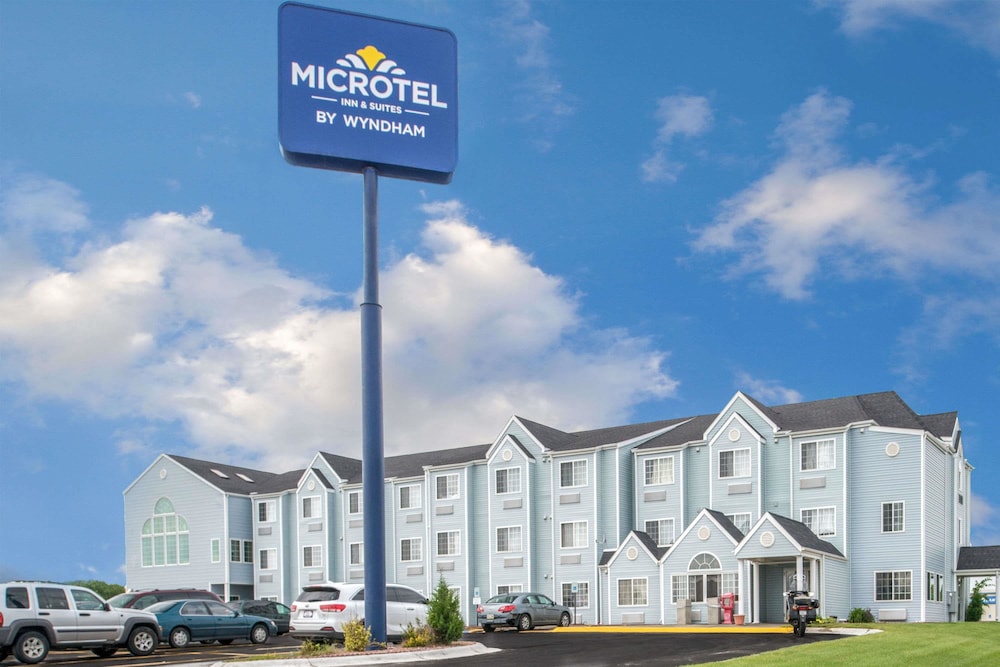 Book Microtel Inn Suites By Wyndham Lincoln In Hotels Microtel Inn Suites By Wyndham Lincoln